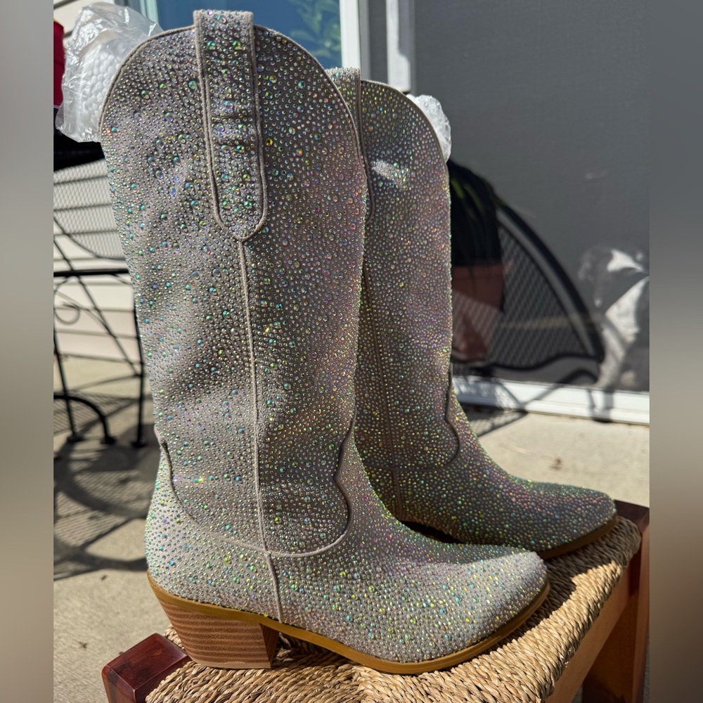Sparkling Rhinestone Cowboy Boots